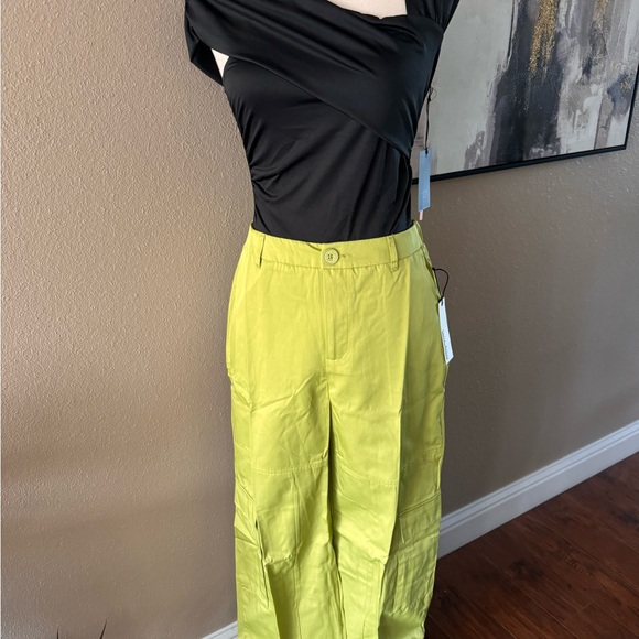 🆕Straight leg cargo pants with pockets - Picture 8 of 9